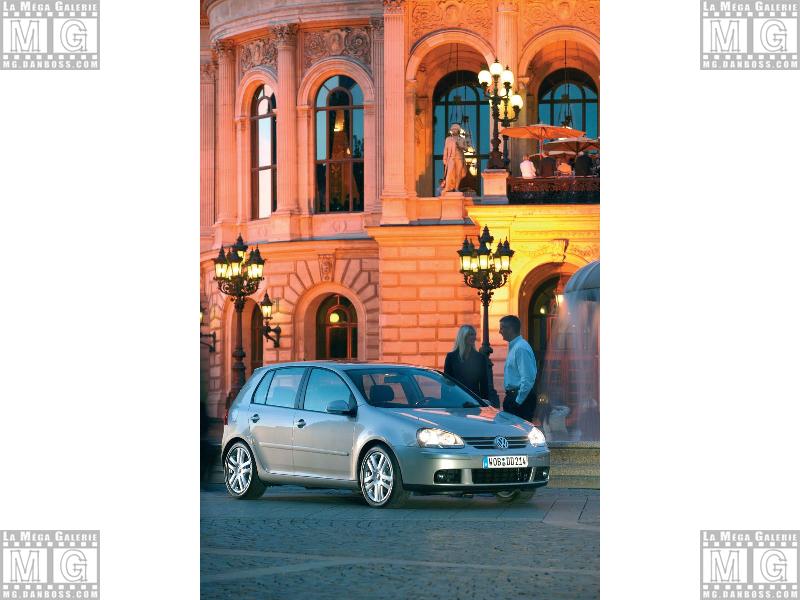 Volkswagen - Golf V - 036