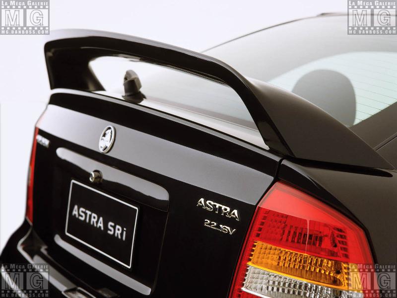 Holden - Astra - 002