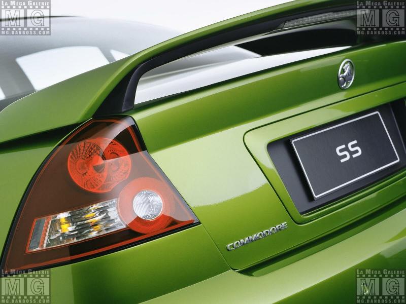 Holden - Commodore - 024