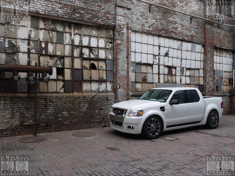 Ford - Explorer - Sport Trac - 009