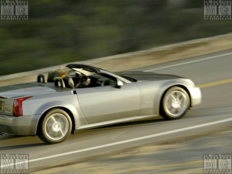 Cadillac - XLR - 20